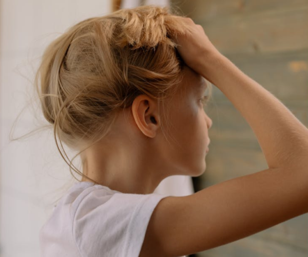 LA MODA DEI BEAUTY PARTY MI LASCIA PERPLESSA: ADULTIZZARE BIMBE DI TRE ANNI NON È UN GIOCO